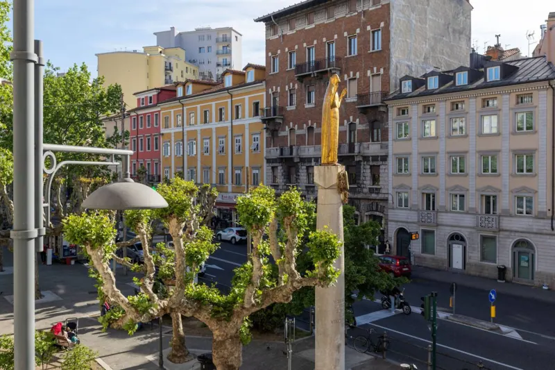 Piazza Garibaldi – 5